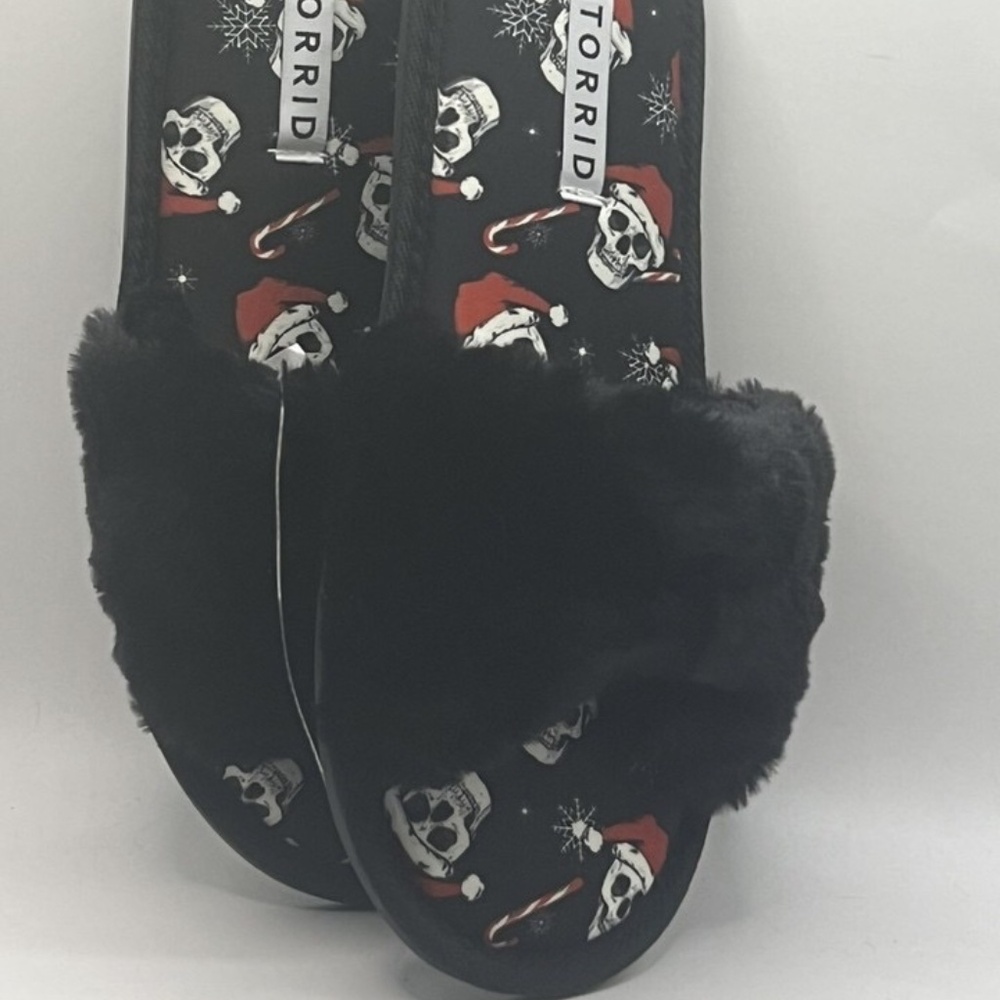Torrid Faux Fur Band Slipper Size 9WW Skull Candy Cane Xmas Hat Snowflakes NWT